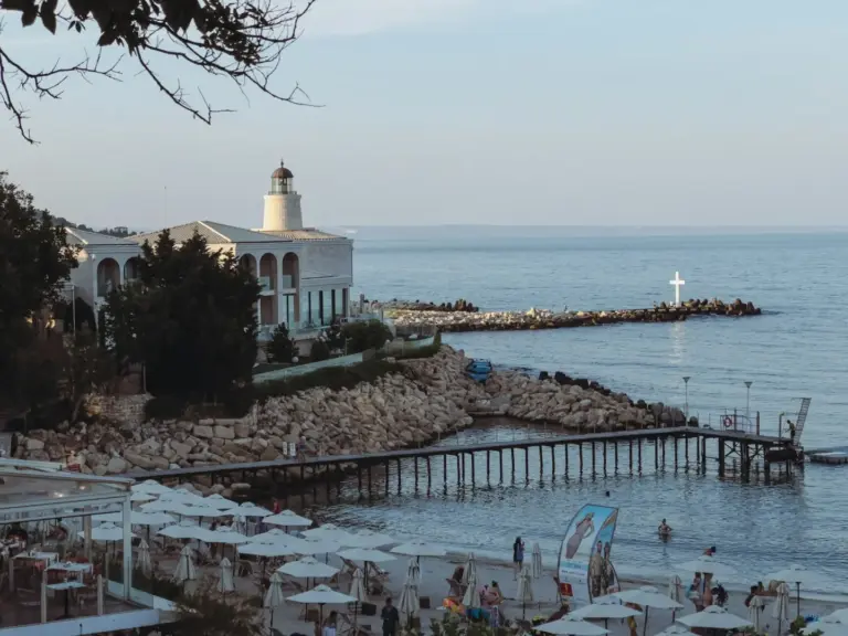 🇧🇬 Septembrová dovolenka vo Varne za fantastických 226€ na osobu. V cene máte letenku aj All Inclusive hotel na 5 nocí.