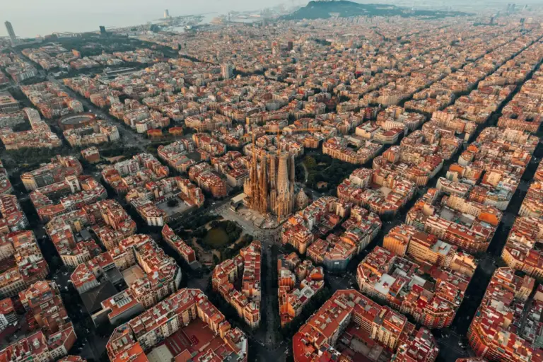 🇪🇸 Jesenná Barcelona za 40€ z Bratislavy a skvelý tip na apartmán s bazénom