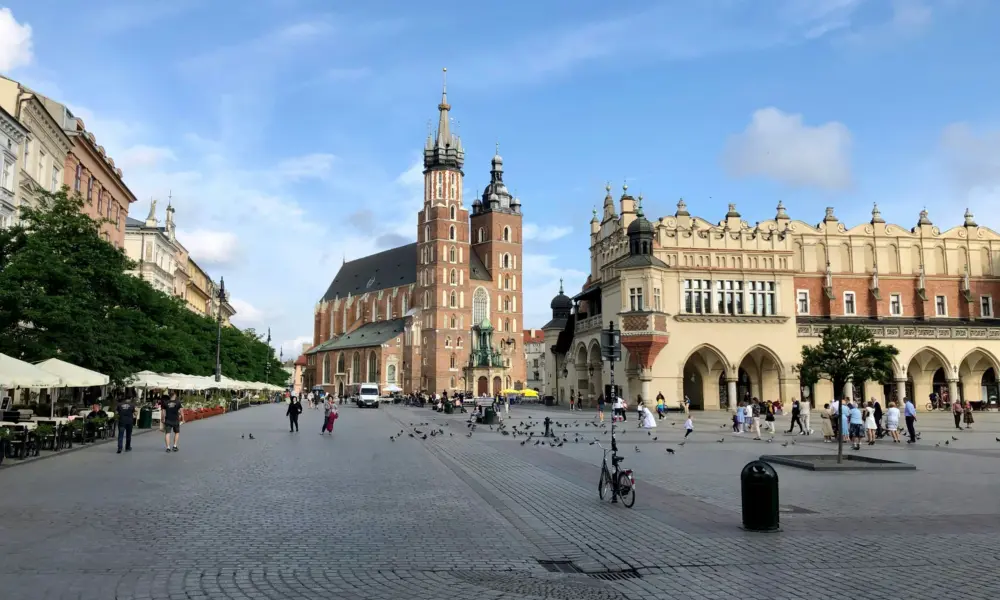 Októbrový Krakov s letenkou za 37 eur a apartmánom v centre. krakow main img