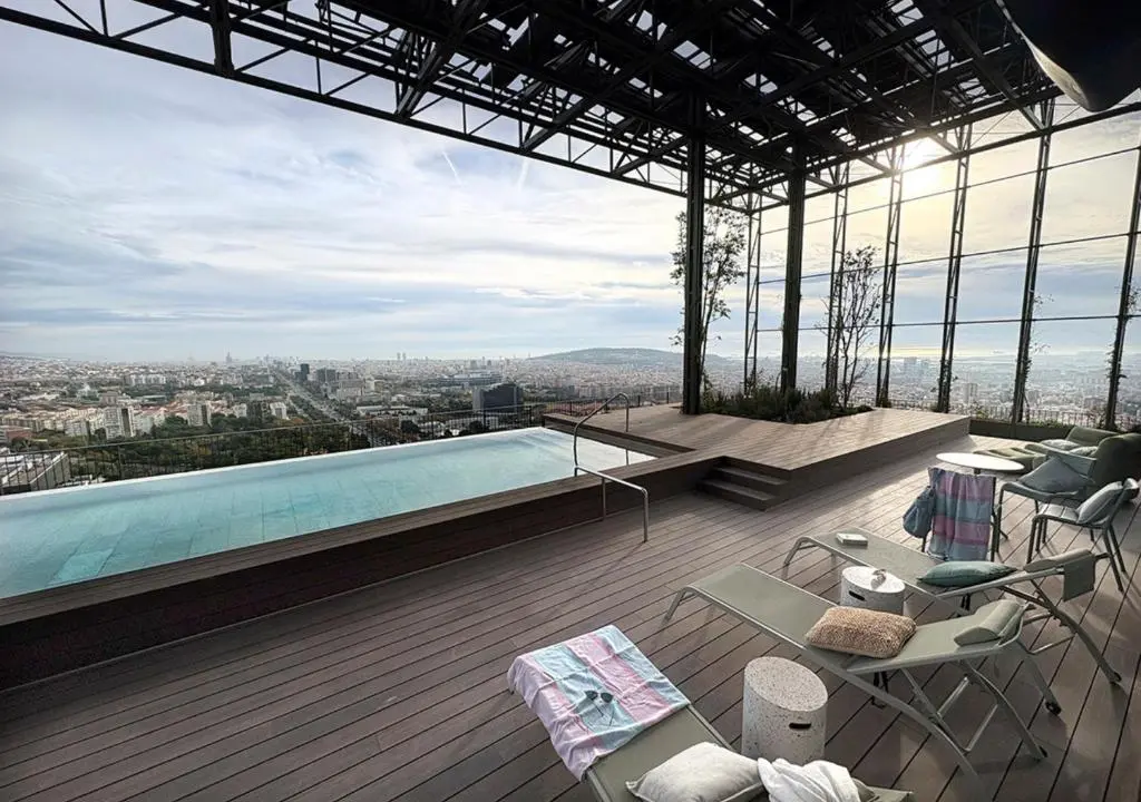 Aparto Diagonal Suites 464 € za celé ubytovanie