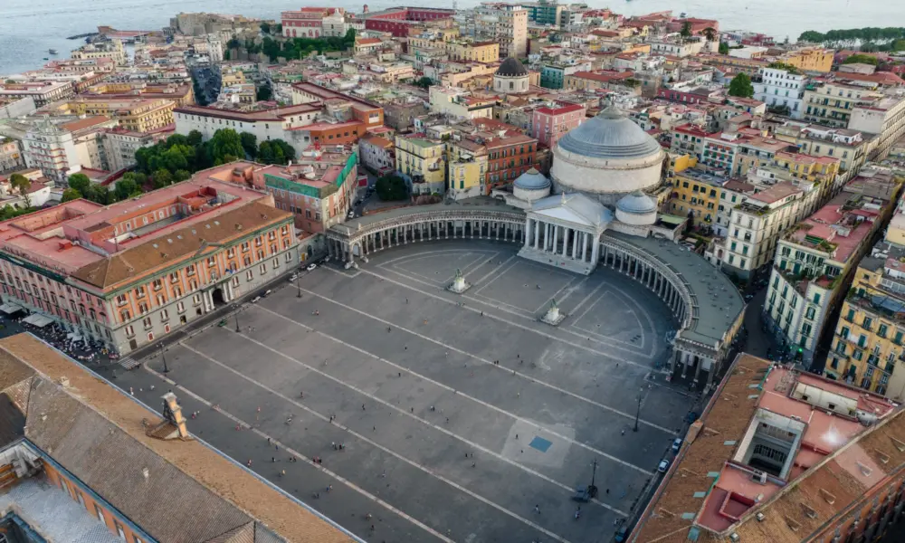 naples moje main
