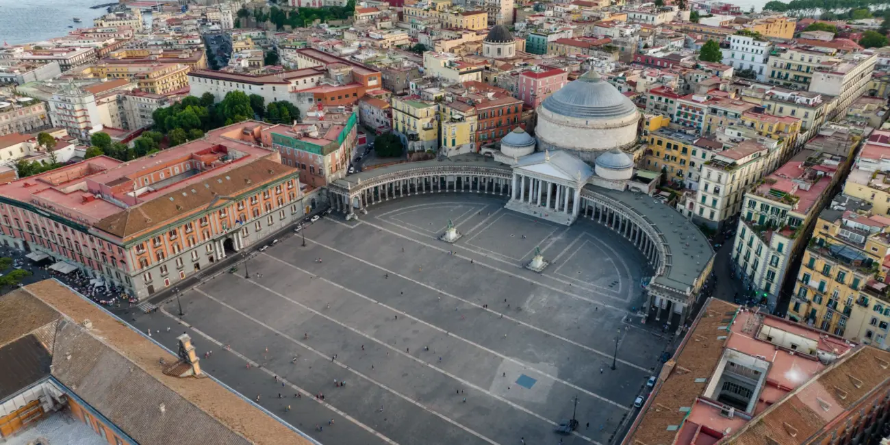 naples moje main